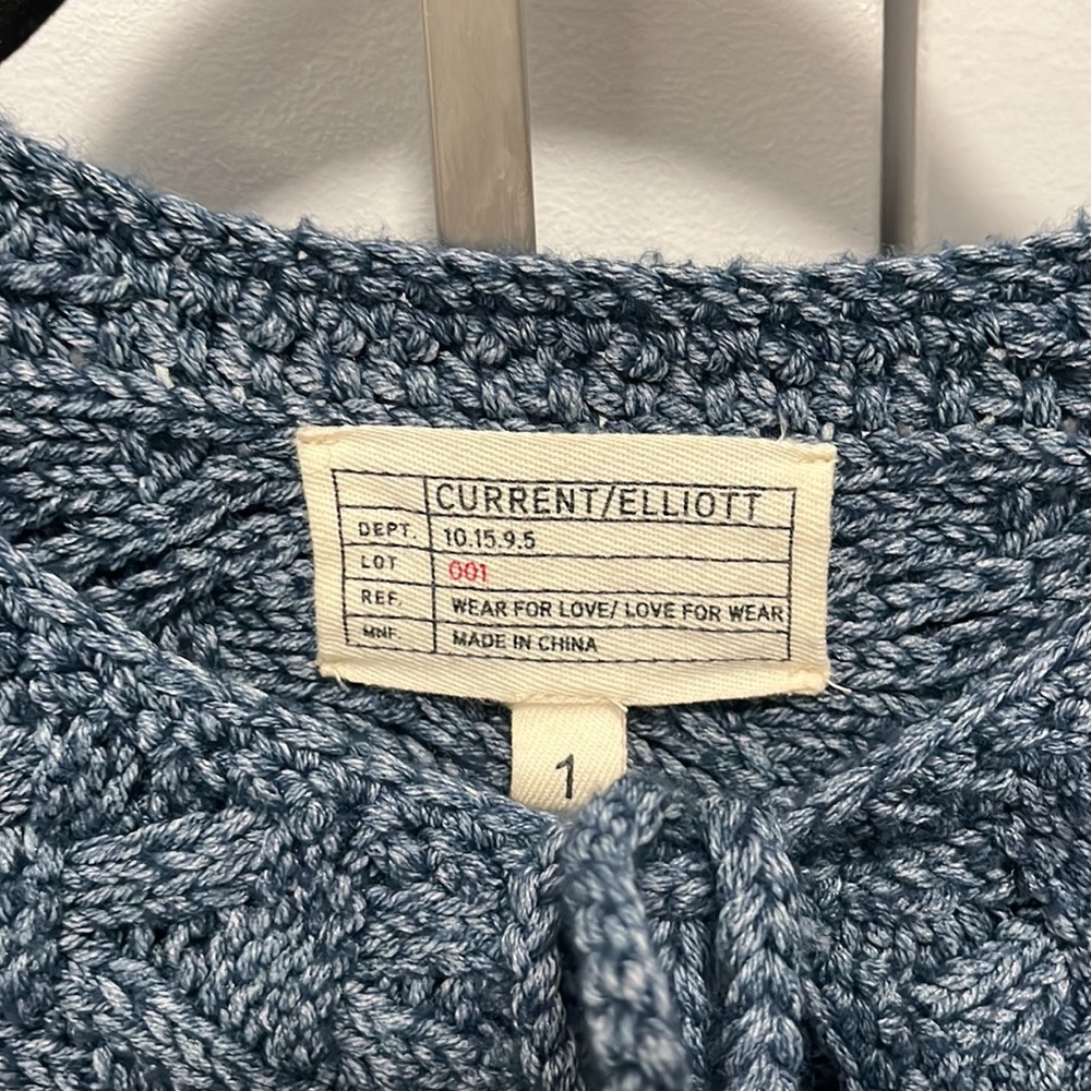 Sweater - Picture 3 of 5